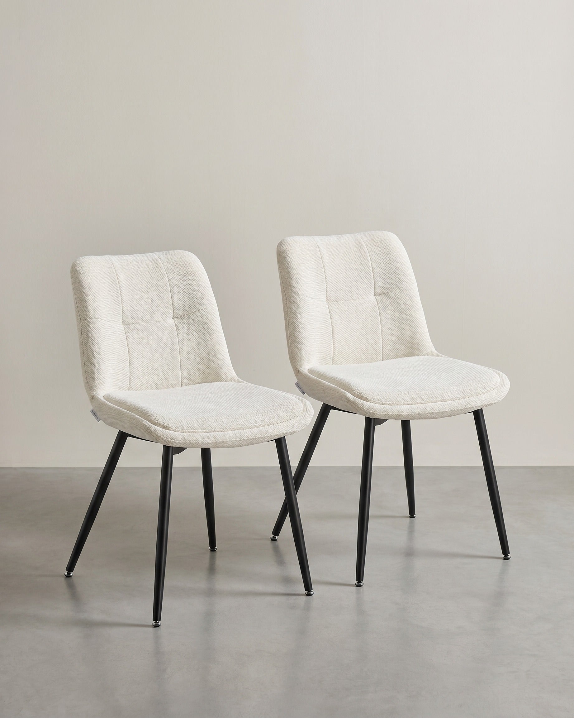 2er-Set Esszimmerstühle – Chenille-Stoff – Ergonomisch und bequem – Metallbeine – 56 x 50 x 81 cm – Cremeweiß