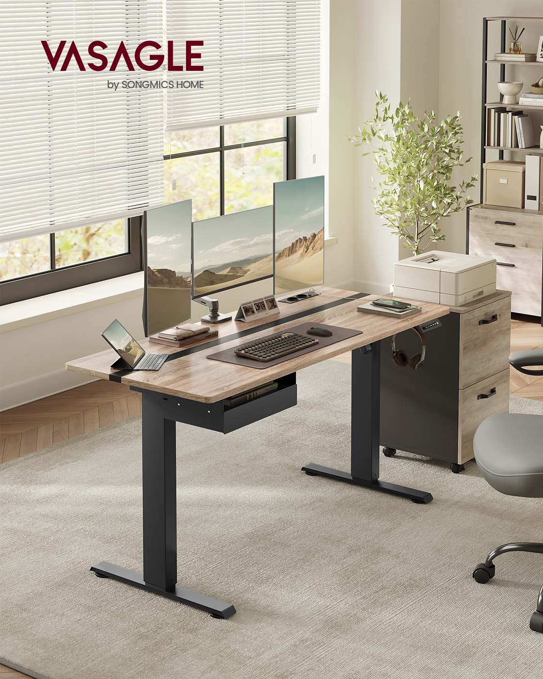 Kompletter Arbeitsplatz – Elektrischer Stehschreibtisch + ergonomischer Bürostuhl – mit Memory-Funktion – Steckdose – verstellbare Rücken- und Armlehnen
