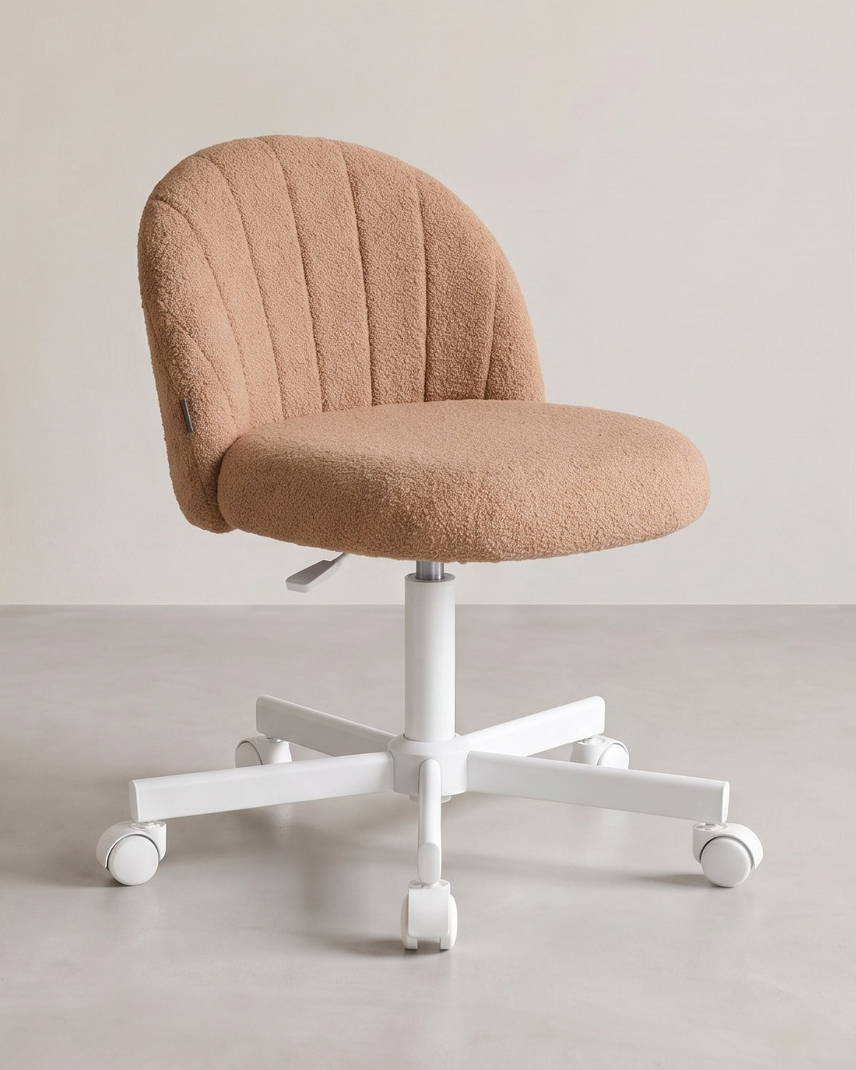 Drehstuhl – Kompaktes Design – Weicher Bezug – Höhenverstellbar – 360°-Rollen – Ergonomische Rückenlehne