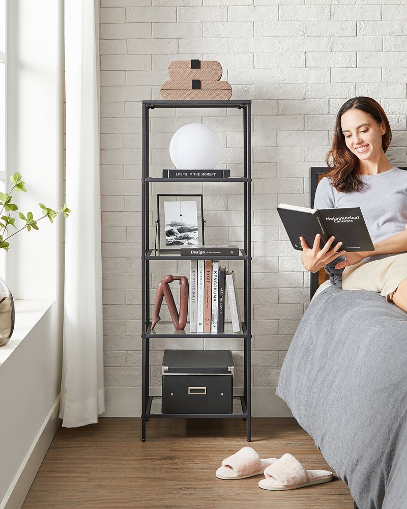 Glas-Eckschrank mit 5 oder 6 Etagen – Stilvoll & platzsparend