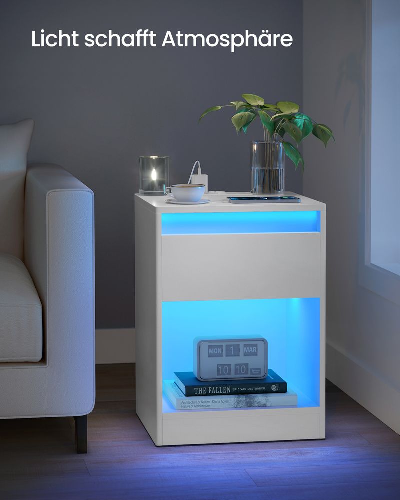 Moderner Nachttisch mit LED-Beleuchtung und Steckdosen - USB-Anschluss