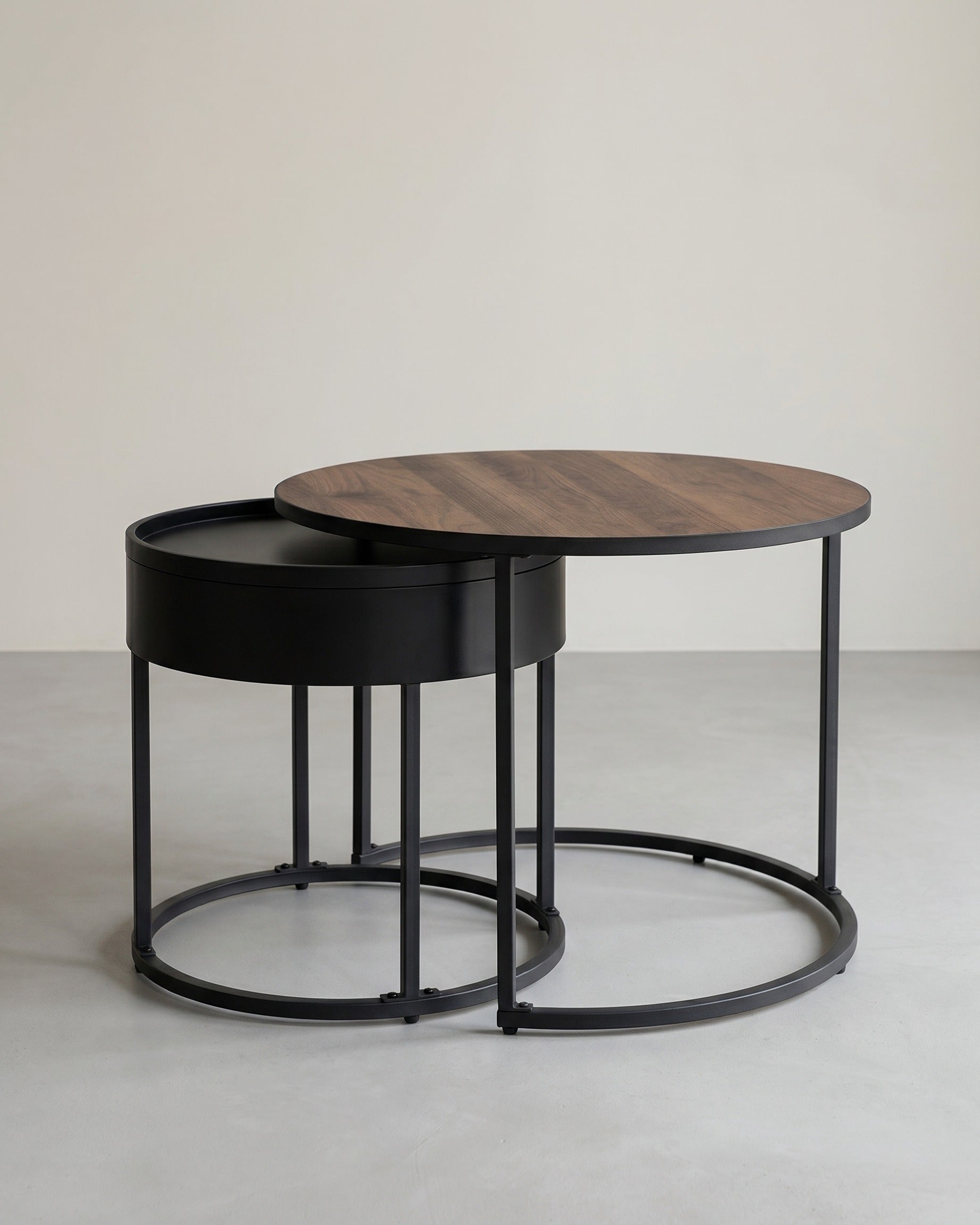 Rundes Couchtisch-Set, 2-teilig – Satztische – Beistelltische mit Stauraum – Moderne Holztische mit Stahlgestell